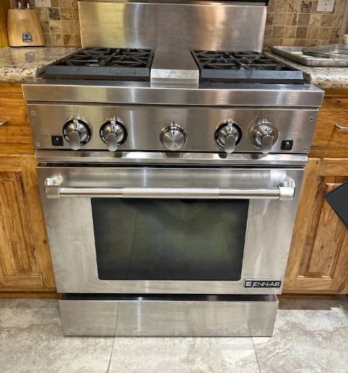 Oven and Range Repair in Pasadena, TX (1)